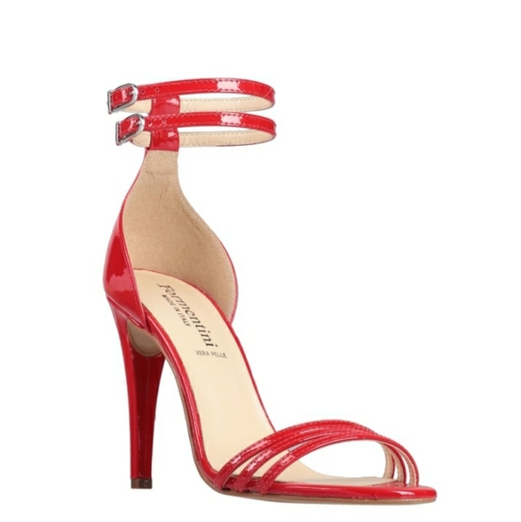 Red Sandals - Picture 3 of 4